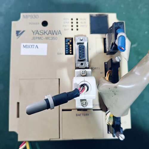 安川JEPMC-MC350控制器主机。MP930