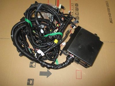 东南DX7前线束总成保险丝盒总成前端线束