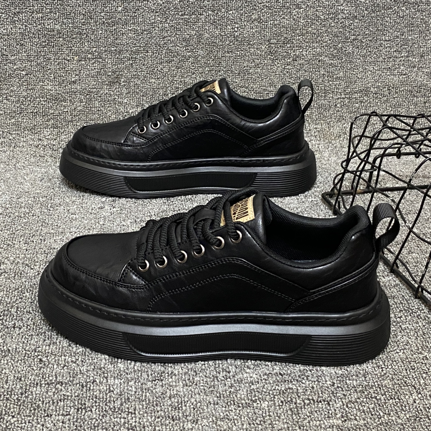 百搭厚底板鞋英伦风马丁休闲皮鞋