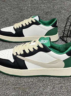 2025新款倒钩白棕低帮板鞋街拍网红运动风青少年透气轻便小白鞋男