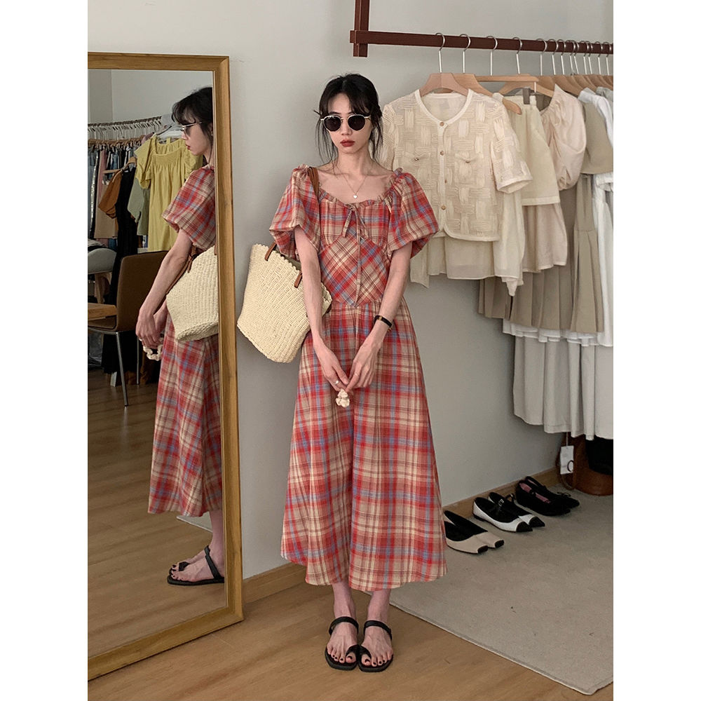 韩系复古方领格子收腰显瘦连衣裙女夏季2023新款设计感小众长裙子