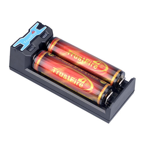 锂电池两槽TrustFire充电器18350