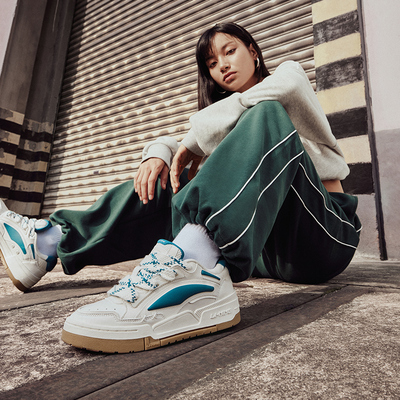 李宁征程V2女子减震系带休闲鞋