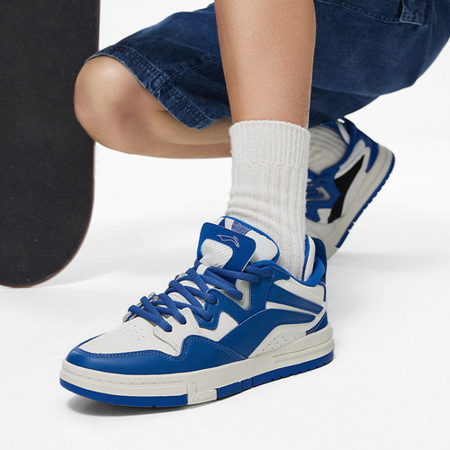 李宁减震男女同款系带回弹运动鞋