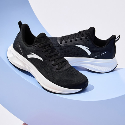 安踏女子缓震舒适软底防滑跑步鞋