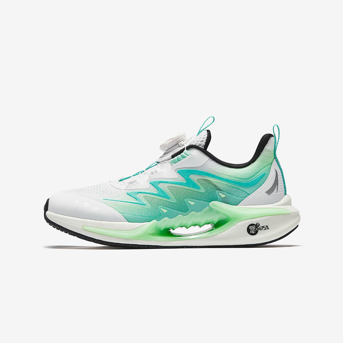 安踏秋季追风男童户外运动跑步鞋