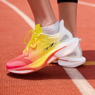 ANTA/安踏秋季新款马赫4代PRO V2男子竞速训练跑鞋112535584DC