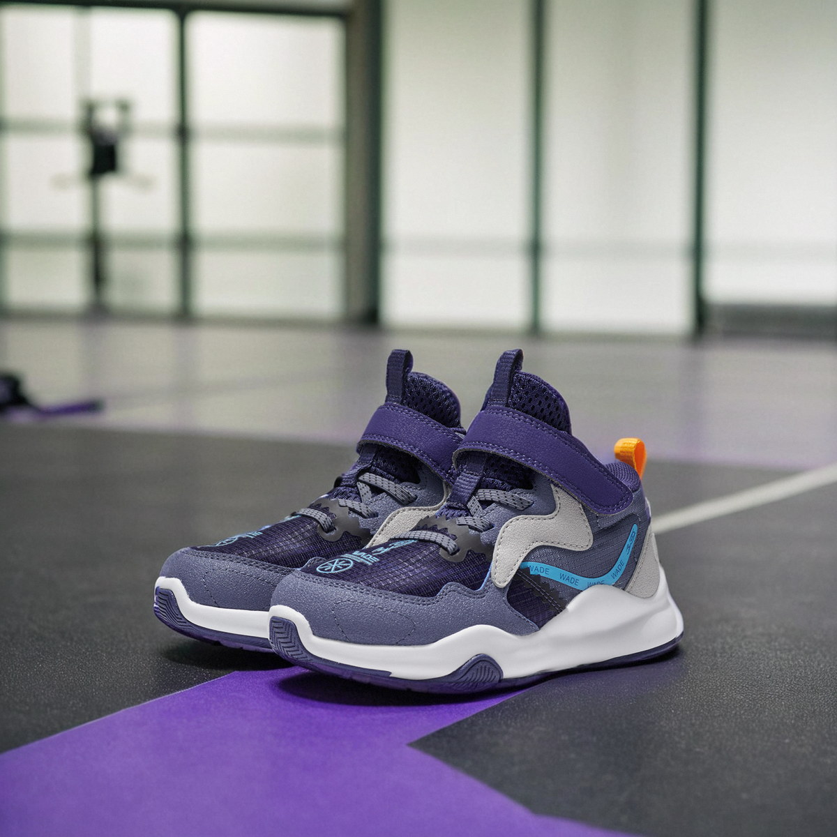 中国李宁韦德SIGN 2男小童篮球鞋减震回弹圆头休闲运动鞋YKNS004