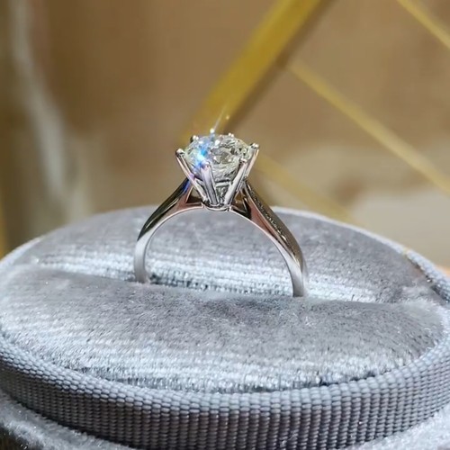 莫桑石钻戒女戒指925纯银