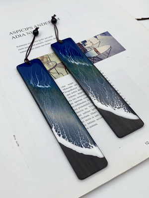 一花木原创手绘 中国风书签 山水bookmark 紫光黑檀木大海洋ins