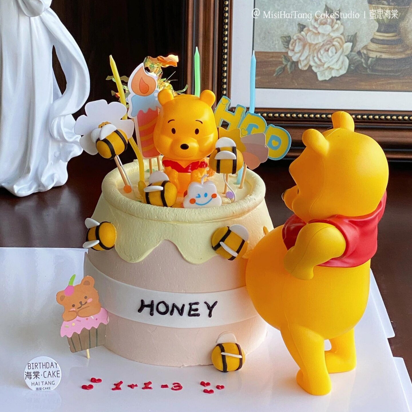 大肚熊孕妇妈妈蛋糕装饰小蜜蜂卡通小熊维尼生日甜品装扮插件配件