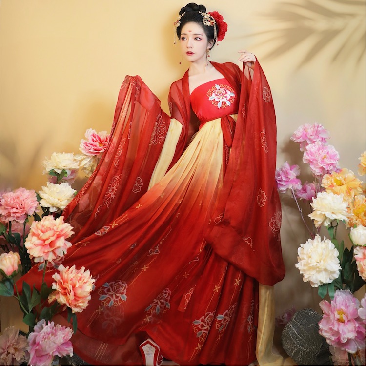 倾橙 花想容唐风汉服女原创刺绣诃子裙6米大摆大袖衫披帛套装