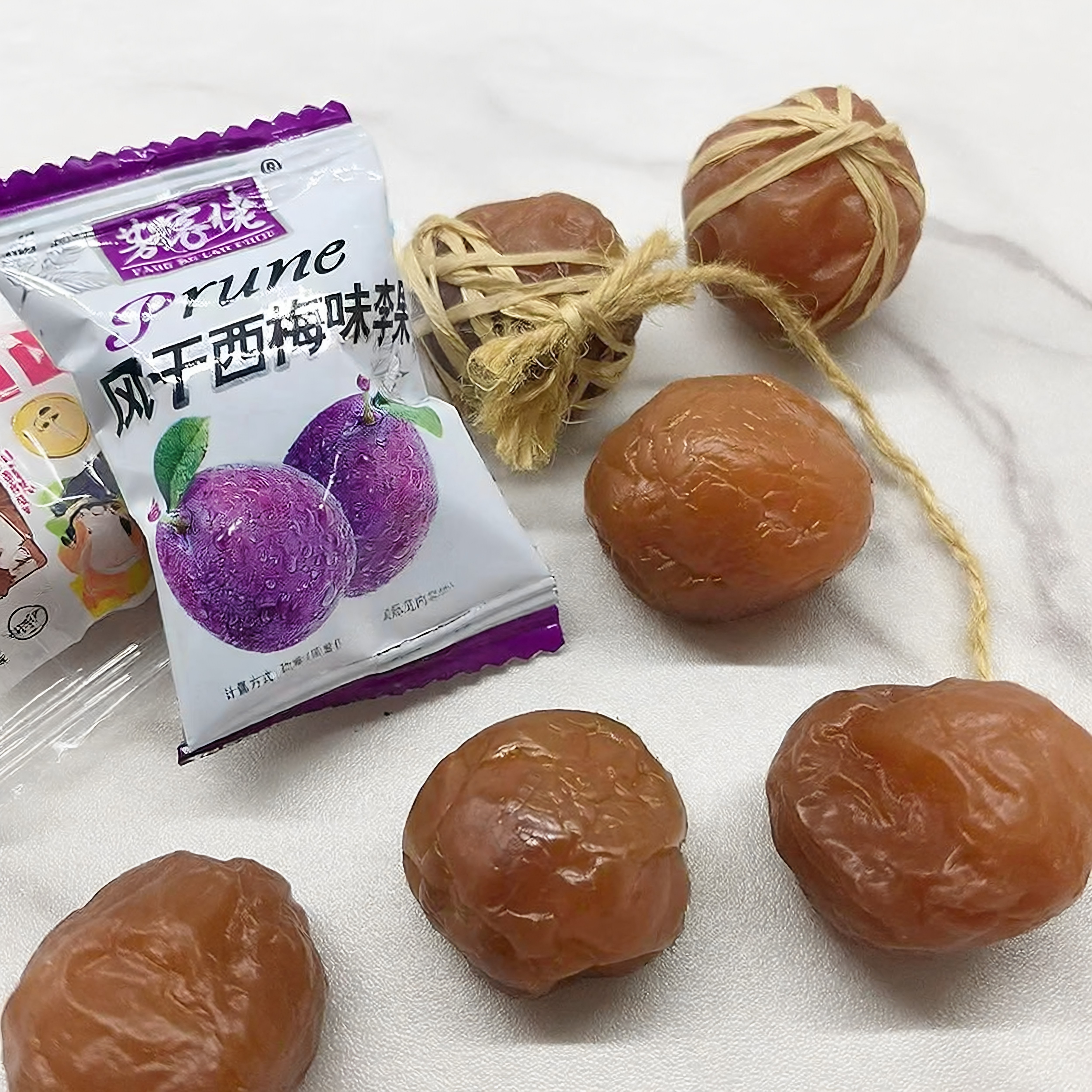芳客佬风干梅30斤整箱KTV零食