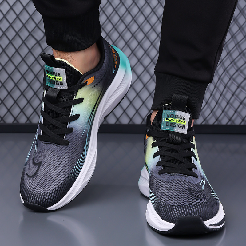 新款男士时尚百搭舒适轻便透气休闲跑步鞋 个性拼色系带运动潮鞋