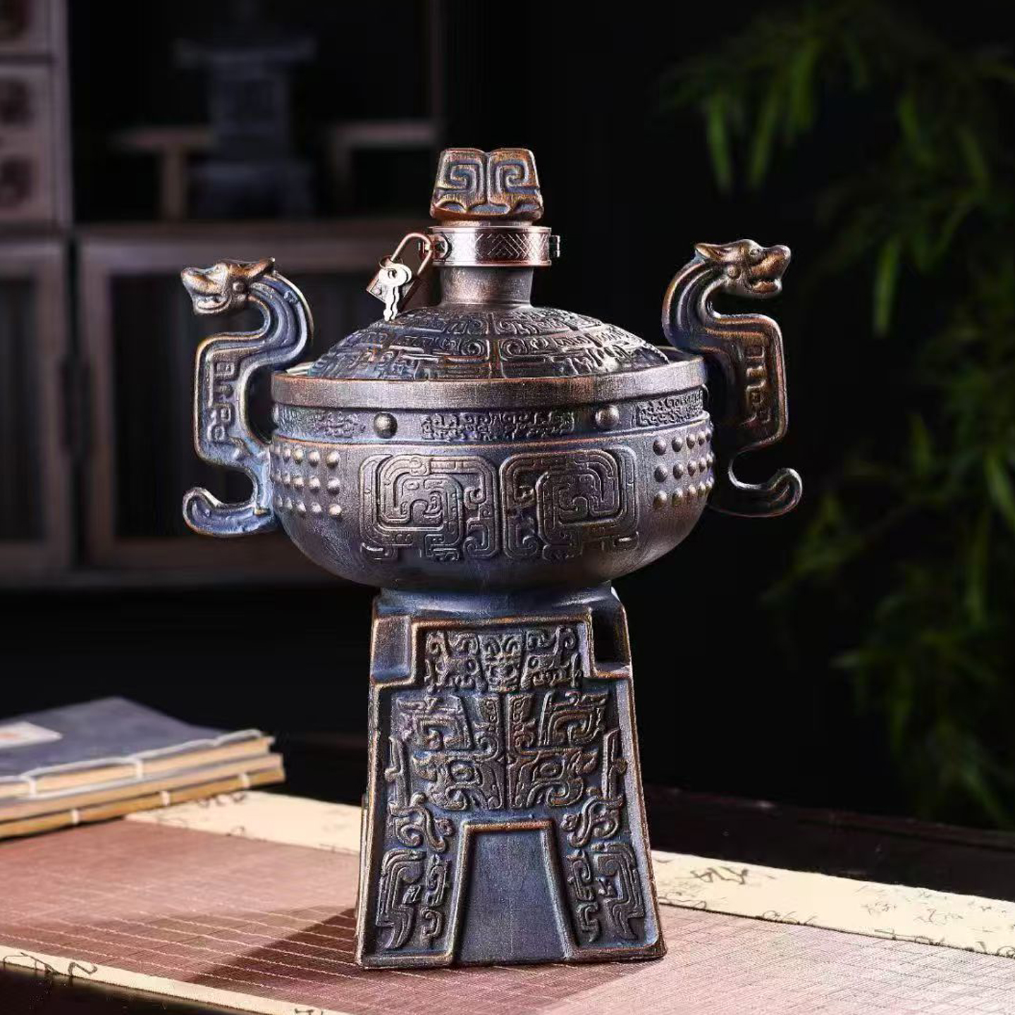 景德镇仿古仿青铜陶瓷艺术酒瓶