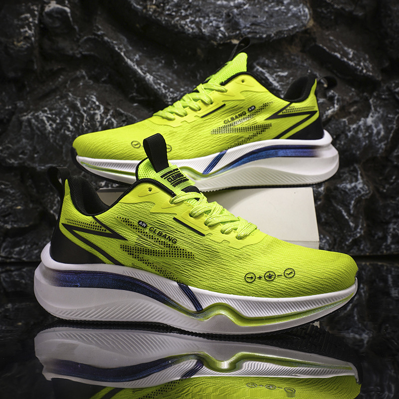 男女新款竞速软底跑步鞋四季飞织网面透气MD橡胶底防滑运动鞋情侣