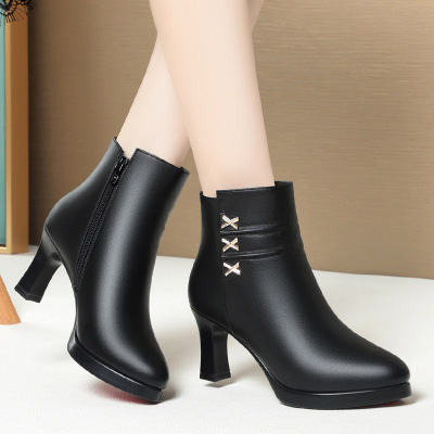 短靴女新款春秋单靴小跟配裙子冬季皮鞋加绒高跟鞋秋冬款靴子