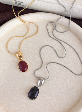 红色水滴吊坠蛇骨项链女轻奢高级感长款可抽拉毛衣链气质长款配饰