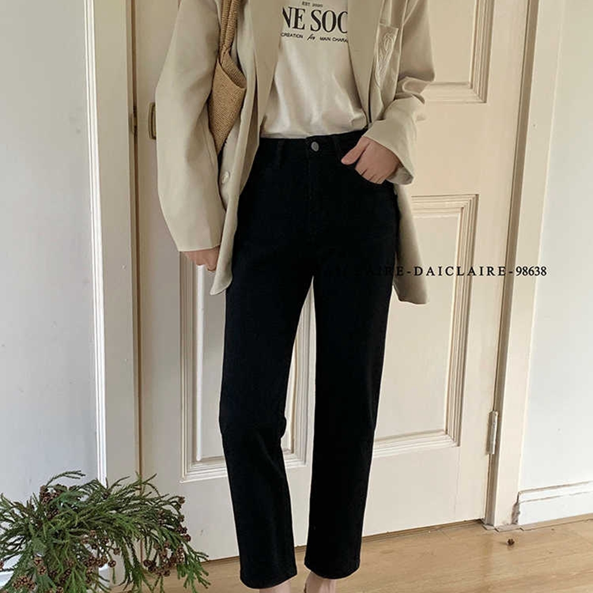 代嘉儿98638黑色弹力直筒牛仔裤女2025夏季新款高腰九分小直筒裤