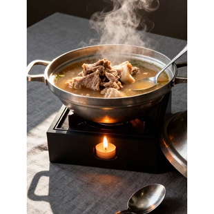 山野风位上餐具云贵川酸汤油焖鸡锅商用复古做旧干锅不锈钢雪花锅