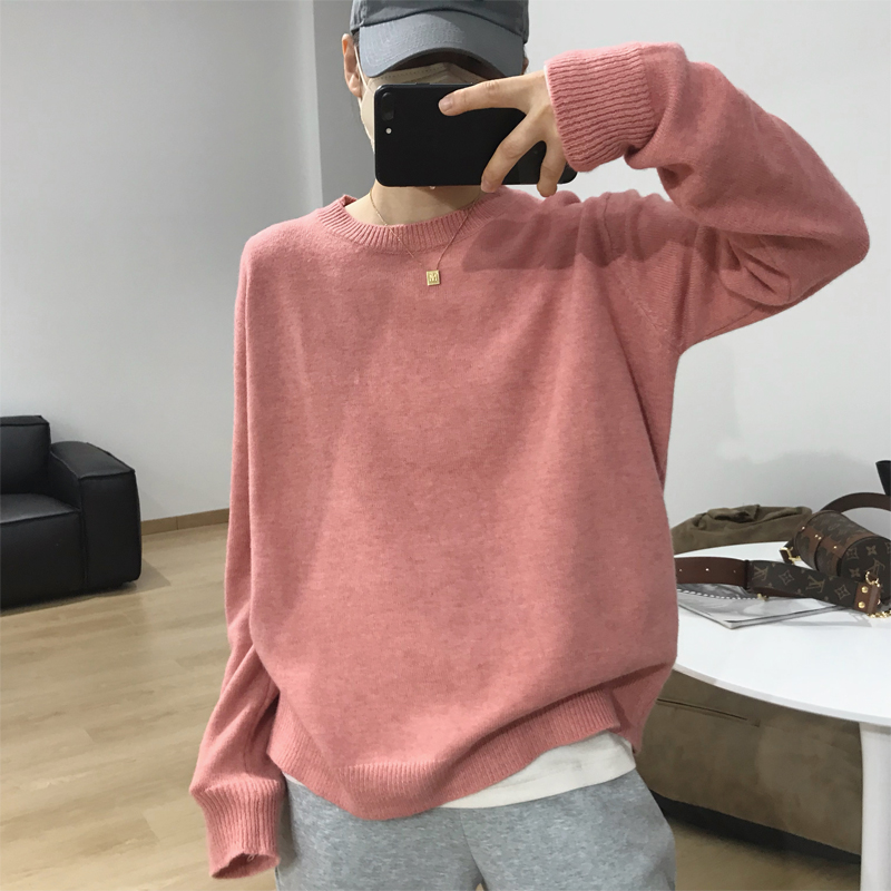 圆领宽松纯色套头毛衣针织衫
