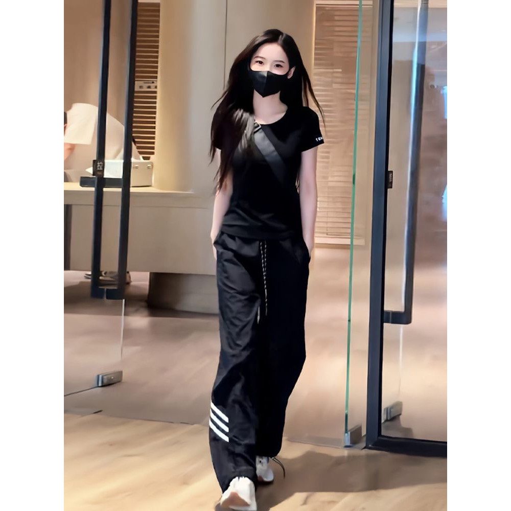 欧货运动服套装女夏季2025新款时尚洋气设计感休闲跑步两件套装潮