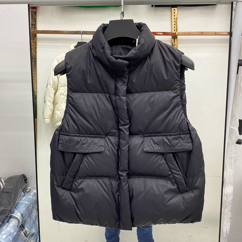 羽绒马甲背心女外穿2025新款秋冬款宽松短款小个子坎肩黑色外套女