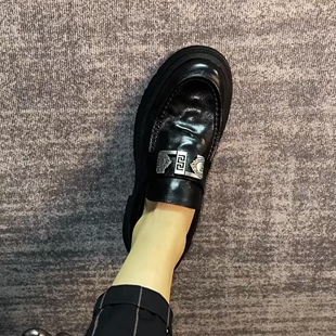 30621头层牛皮商务时尚休闲软底皮鞋新款低帮男士休闲打蜡皮鞋男