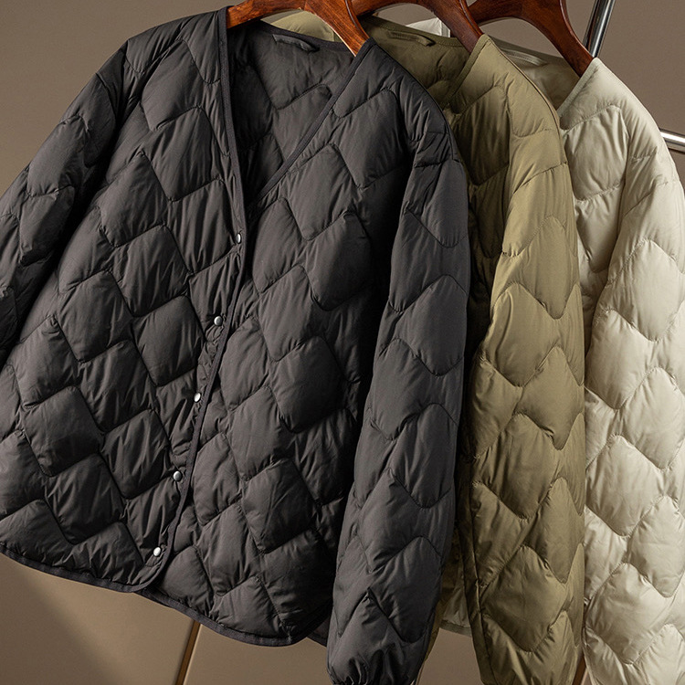 日系90白鸭绒V领廓形长袖简约菱形格宽松百搭保暖轻便羽绒服外套