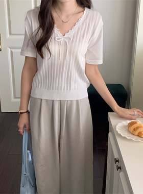 原创设计甜美蕾丝花边系带拼接V领短袖T恤女夏季小众镂空针织上衣