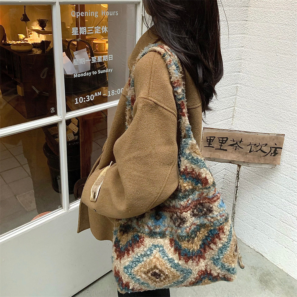 复古几何图案毛绒托特包女大容量单肩手提包休闲通勤包菱形格子包,箱包皮具/热销女包/男包,时尚帆布包,淘宝优惠券,粉丝福利购,淘宝优惠卷