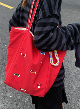 韩系可爱小狗刺绣帆布红色包包大学生上课休闲通勤高级感托特包