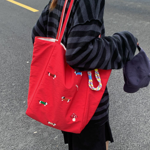 韩系可爱小狗刺绣双面背帆布包