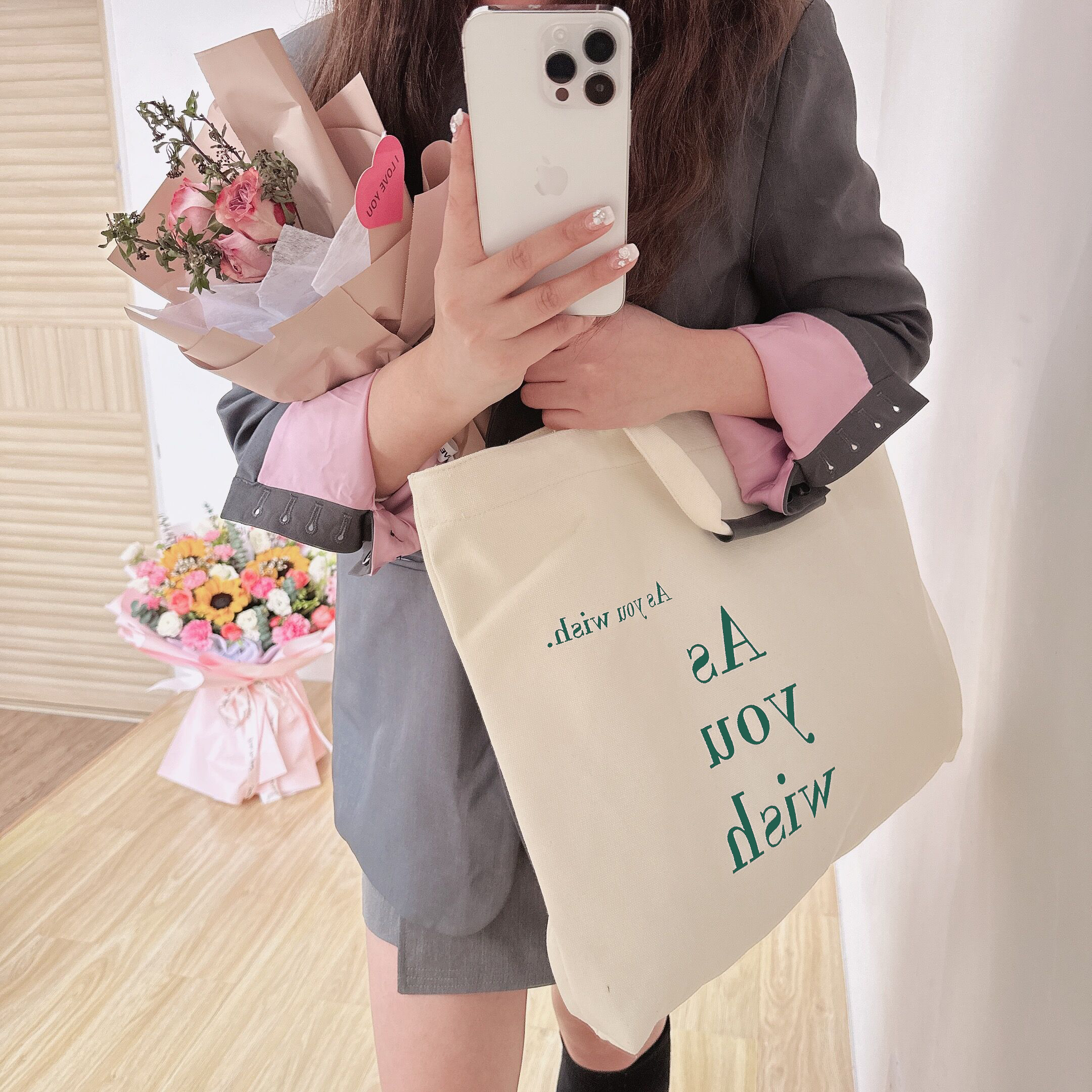 博主同款单肩包大小款式黑白两色