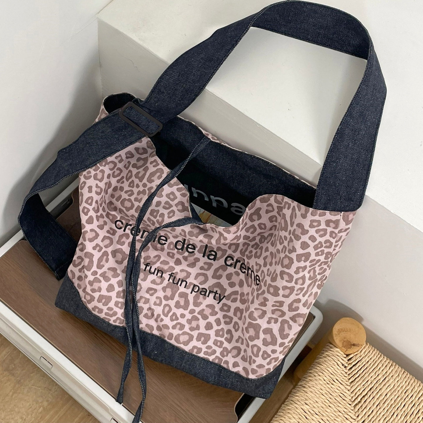 热烈暗涌托特包粉色豹纹女秋冬大容量时髦牛仔斜挎包可调节双面包,箱包皮具/热销女包/男包,时尚帆布包,淘宝优惠券,粉丝福利购,淘宝优惠卷