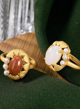 女士款白玉红玉活口戒指