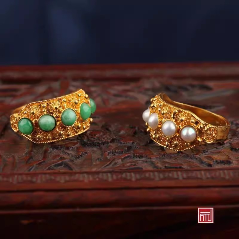 女士款简约花丝镶嵌珍珠