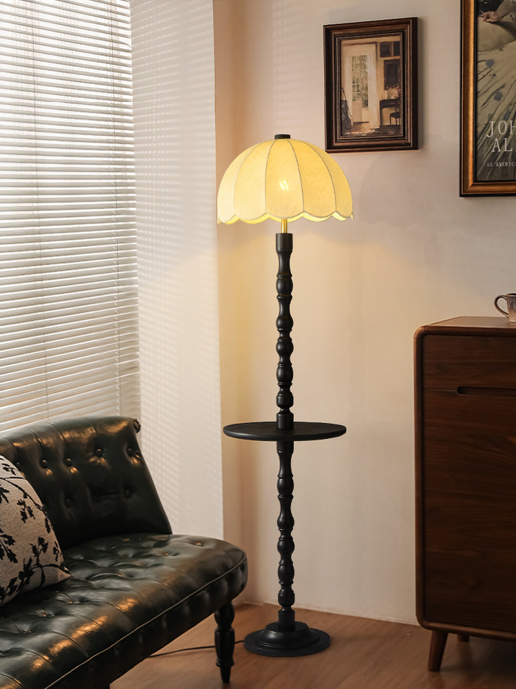 法式中古落地灯客厅沙发边氛围灯覆古侘寂风卧室落地台灯2025新款