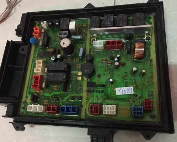 买之前请发自己的图片给客服核对，核对好了再下单