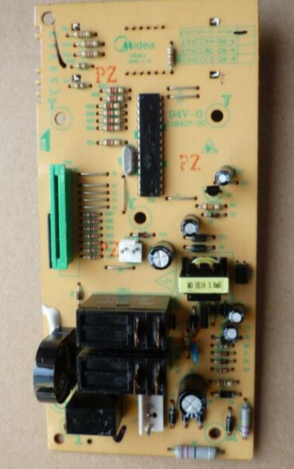 原装拆机，没修过，实物拍图，默认韵达，当天发货 买电视主板的亲，请看清标题的屏型号