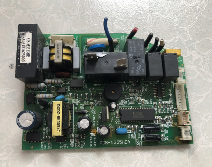 原装拆机，没修过，实物拍图，默认韵达，当天发货 买电视主板的亲，请看清标题的屏型号