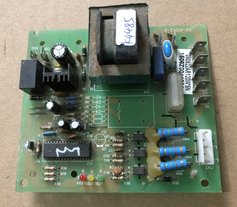 原装拆机，没修过，实物拍图，默认韵达，当天发货 买电视主板的亲，请看清标题的屏型号