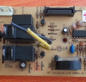 原装美的微波炉KD21B-C(3)配件 控制板 电脑板MD-EG20BCE-Z电脑板