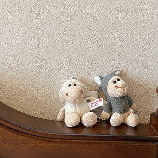 肖恩毛绒玩具公仔蠢萌小白羊动物包包挂件男女生礼物搞怪钥匙扣