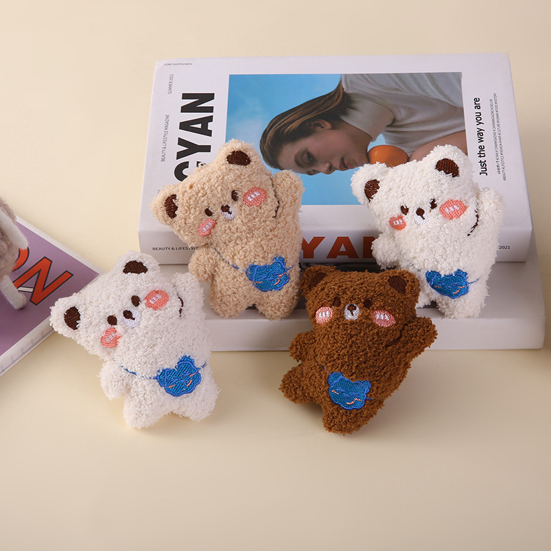 秋冬卡通毛绒布艺公仔洗澡小熊胸针可爱熊熊衣服包包围巾配饰辅料