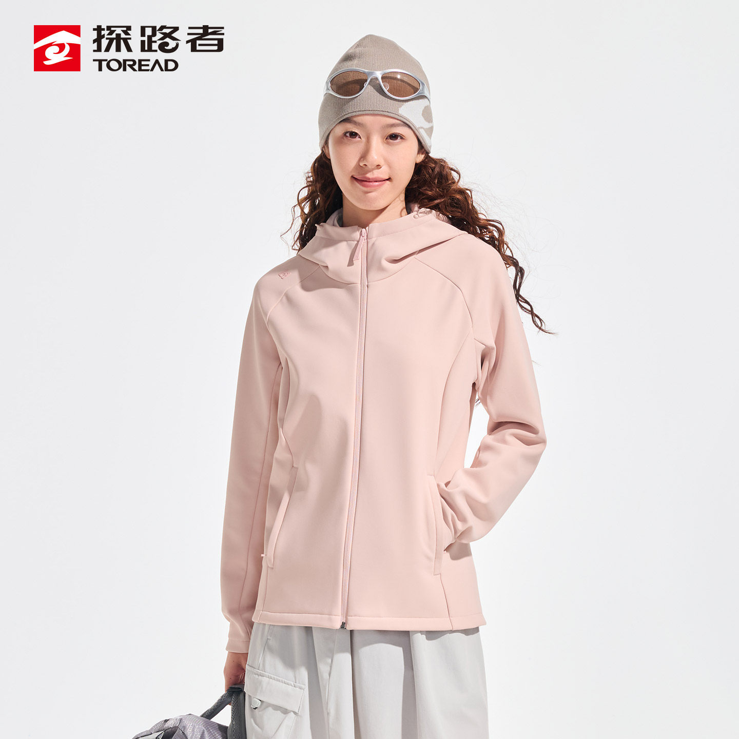 探路者软壳外套女25秋冬户外防风保暖运动夹克加绒休闲连帽上衣男