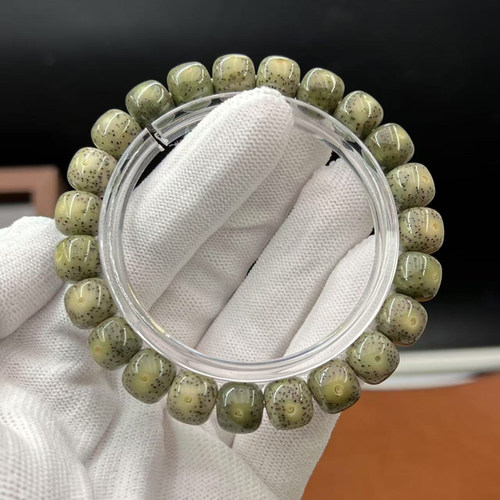 石玉骨瓷白11*10桶珠正月大留白