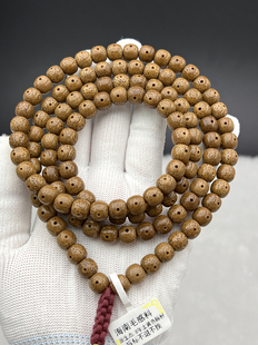 一物一图斗神级土黄色爆款8*9桶珠8年陈籽土黄色上手红星月菩提子