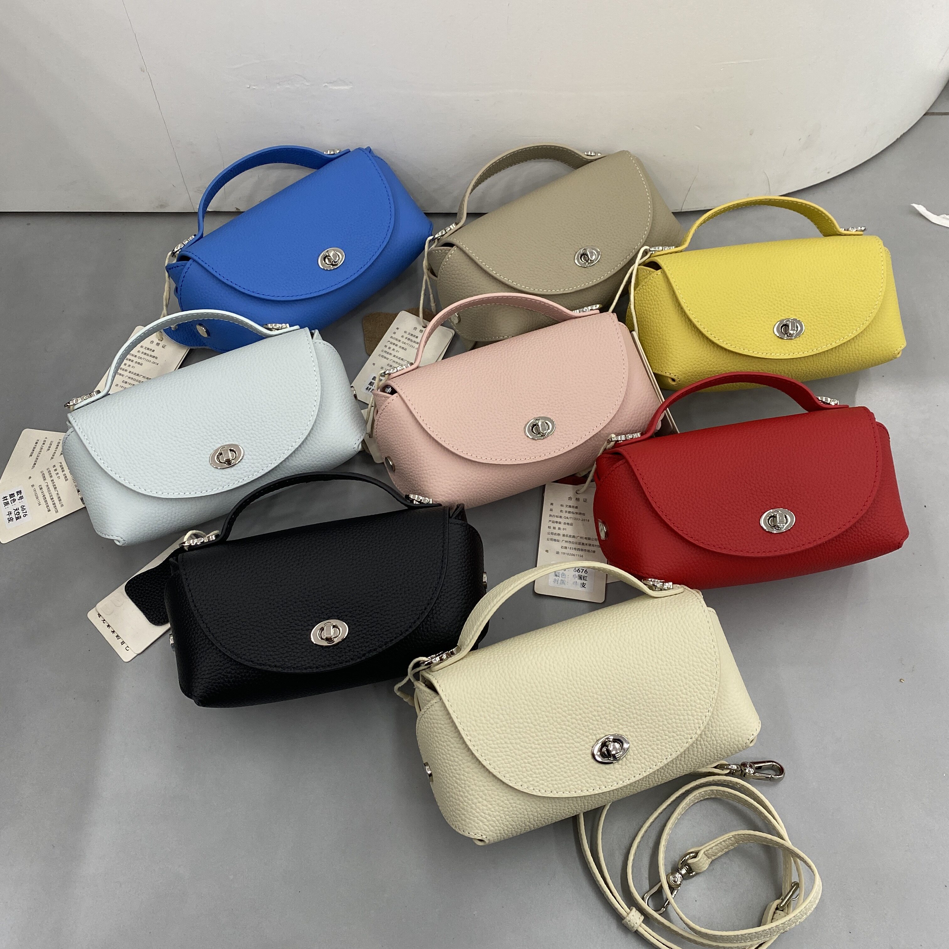 真皮2026新款女包时尚百搭单肩斜挎包手提包小方包手机包小包6676