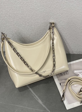 COCY2026新款时尚百搭手女包复古潮腋下包饺子包单肩斜挎包71026